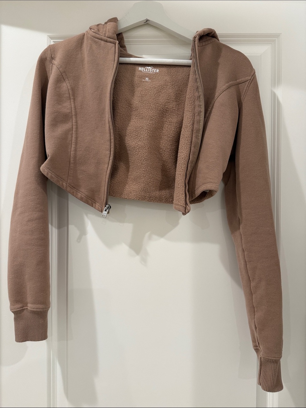 Hollister Cropped Teddy Fleece Hoodie Jacket in Mauve Taupe XS